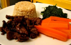 Fast-Fry, Hot and Sticky Sweet Meat with Carrots, Spinach and Long Grain Brown Rice